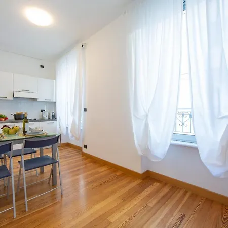 Apartament Savoia Bach 0-13