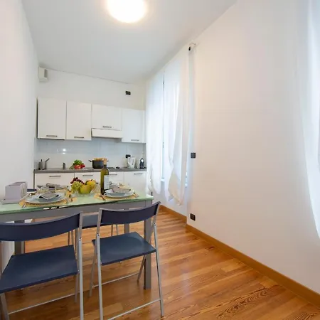 Savoia Bach 0-13 Apartament *