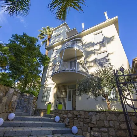 Apartment Savoia Bach 0-13 Sanremo